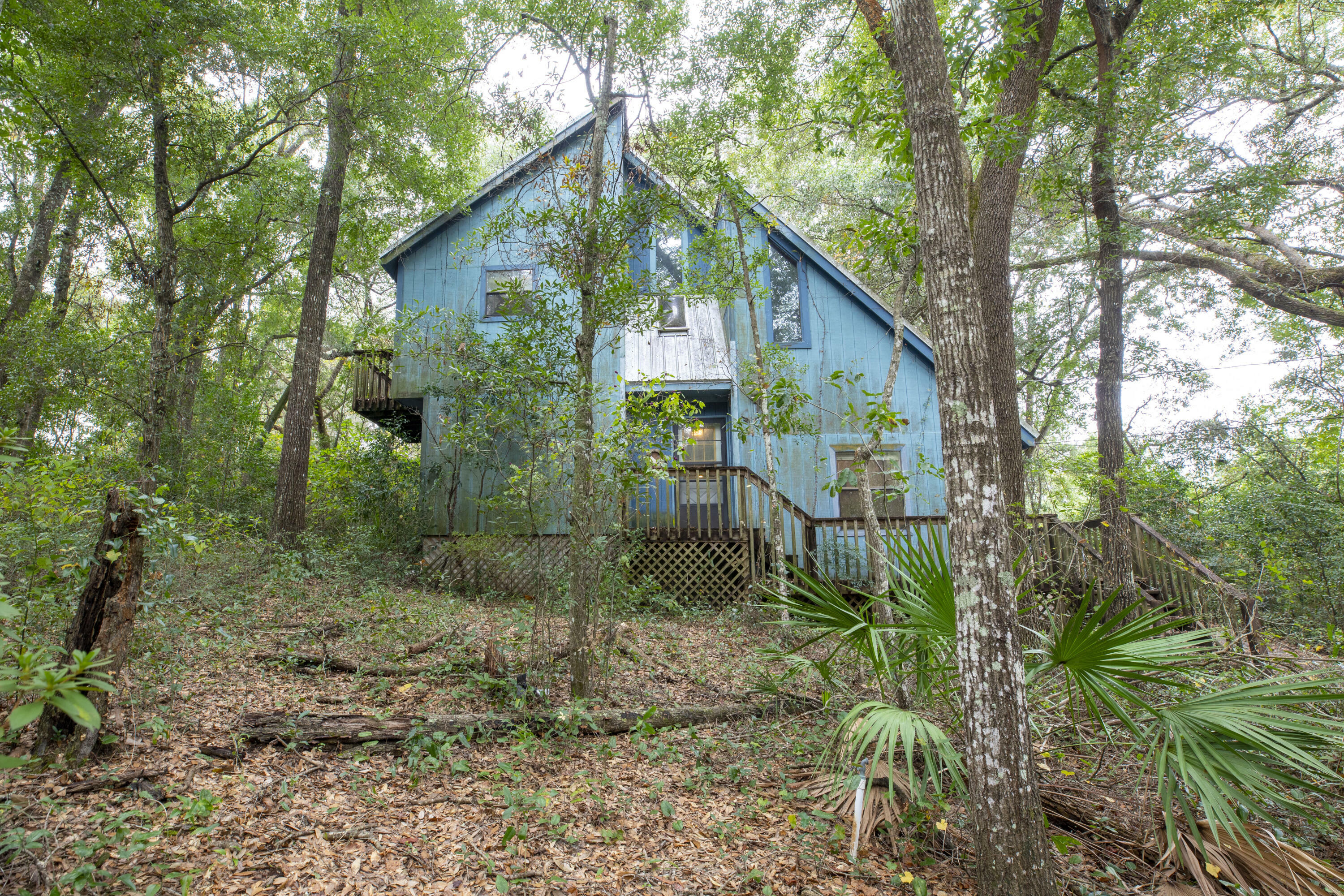 Property Photo:  403 Cook Street  FL 32578 