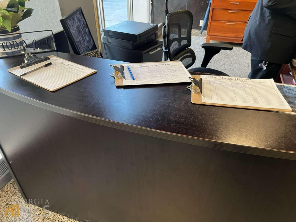 Property Photo: 215 Piedmont Avenue NE 810 GA 30308