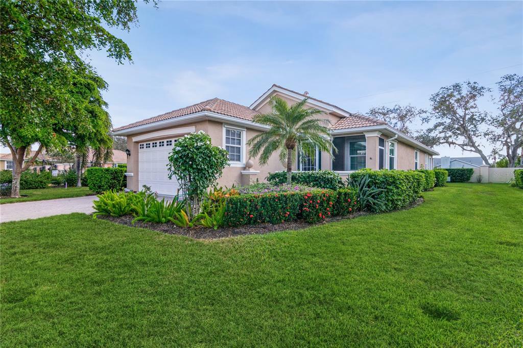 Property Photo:  4221 Reflections Parkway  FL 34233 