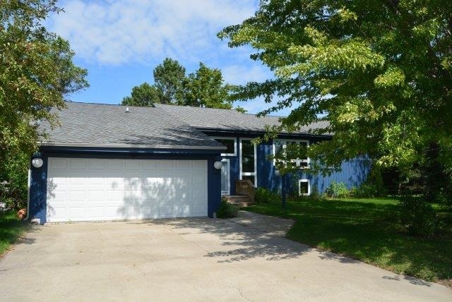 Property Photo:  1444 Advent St  ND 58341 