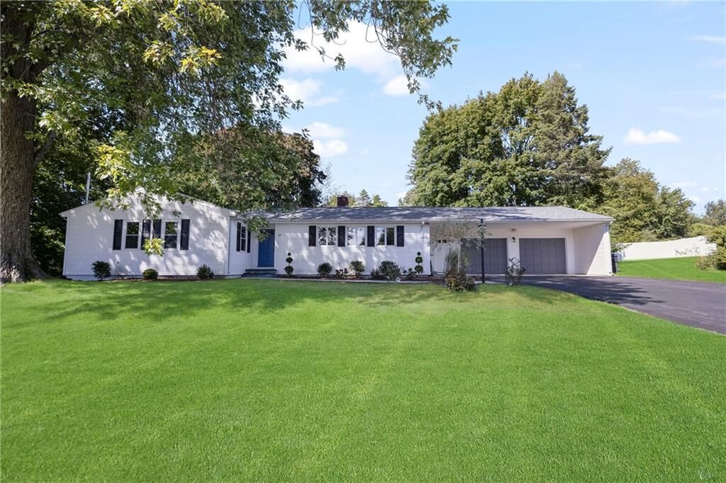 Property Photo:  38 Murphy Dr  RI 02864 
