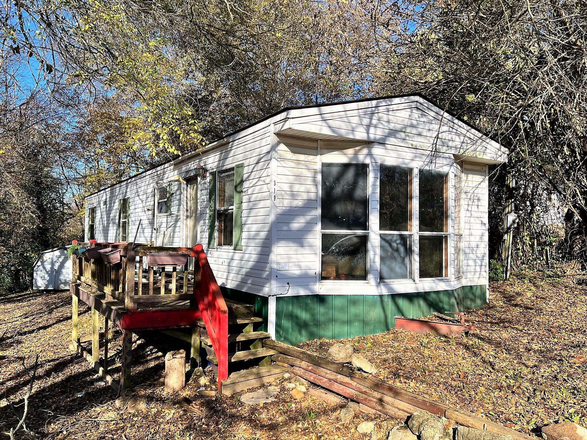 Property Photo:  319 Alton Road  MO 65791 