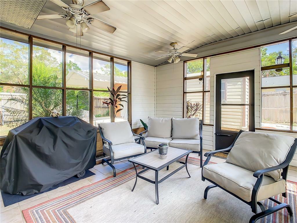 Property Photo: 102 Circle Hill Drive FL 33510