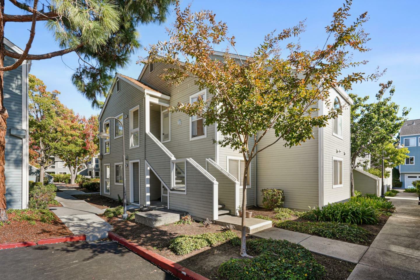 Property Photo:  845 Portwalk Place  CA 94065 