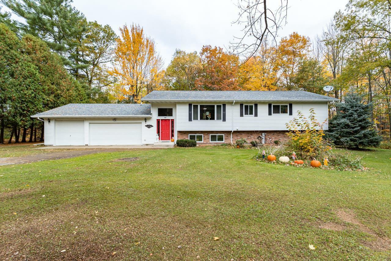 Property Photo:  628 Ring Road  WI 54455 