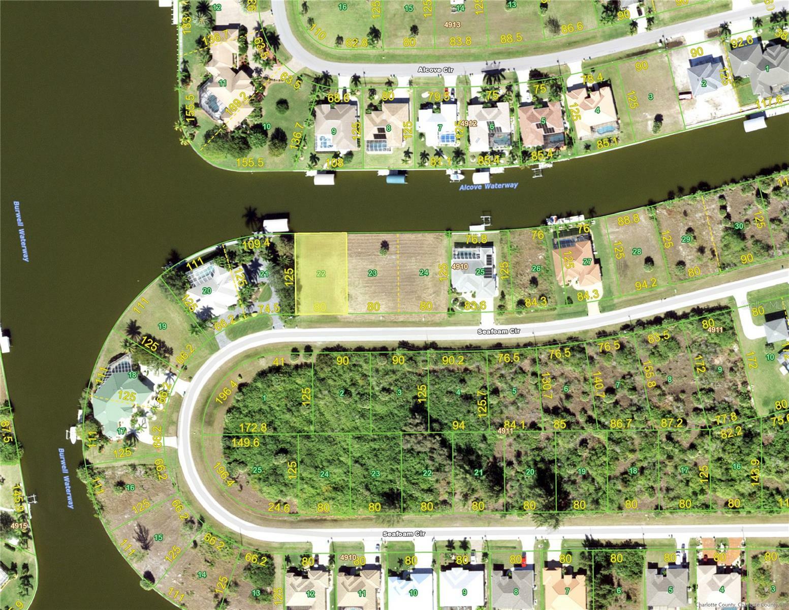 Property Photo: 15474 Seafoam Circle FL 33981