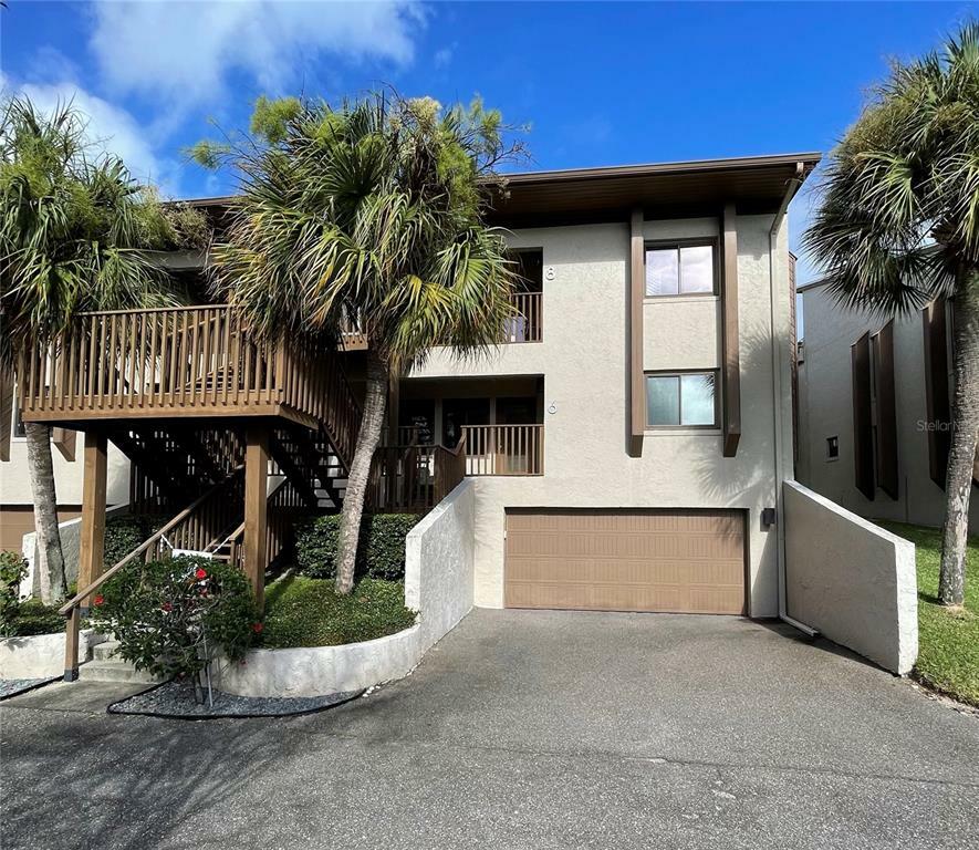 Property Photo:  1 Lake Hollingsworth Drive 8  FL 33803 