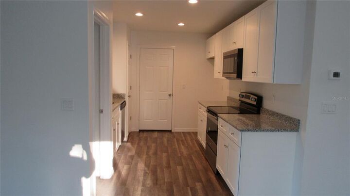 Property Photo:  5729 SE 163rd Court  FL 32179 