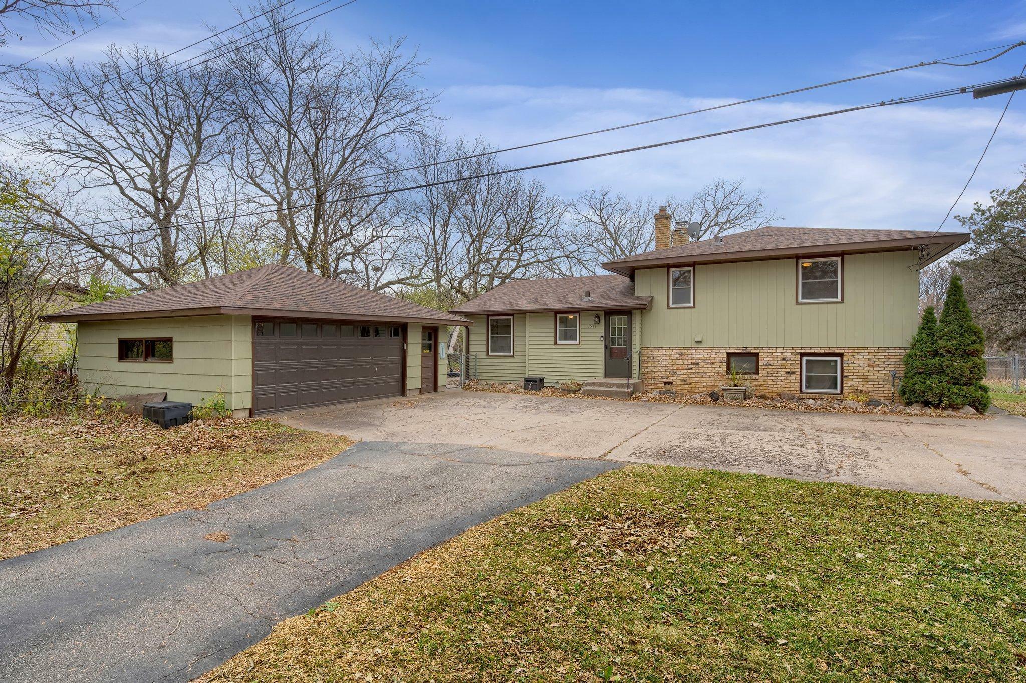 Property Photo: 1577 Cedar Lane MN 55055