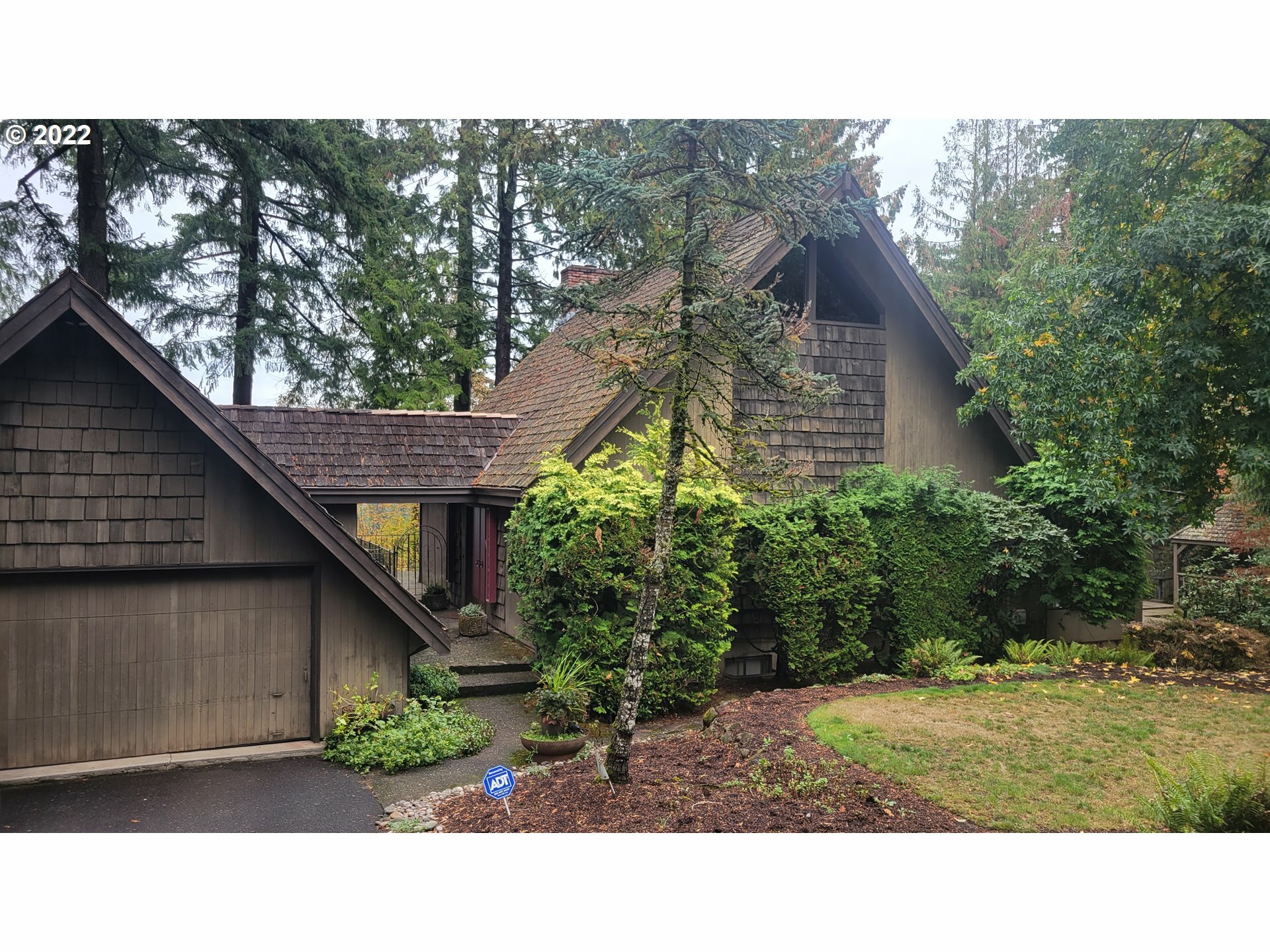 14272 SE Vista Ln  Milwaukie OR 97267 photo