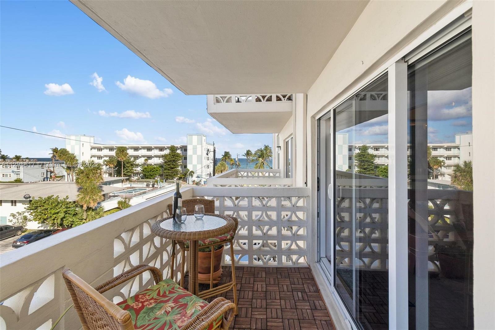 Property Photo:  1901 S Ocean Dr 403  FL 33019 