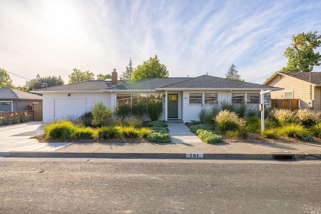 Property Photo:  791 Florence Lane  CA 95448 