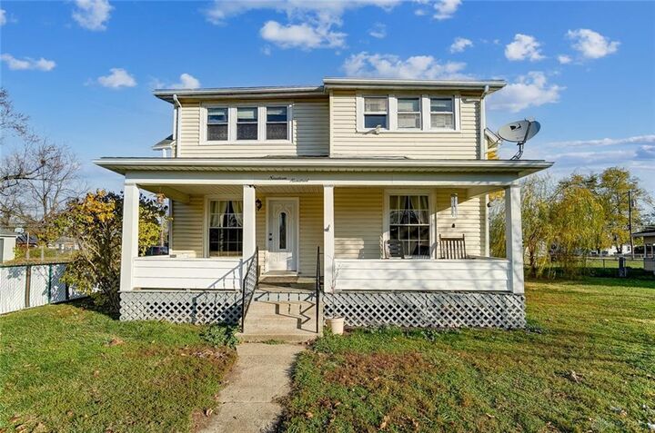 1900 Sunset Avenue  Springfield OH 45505 photo