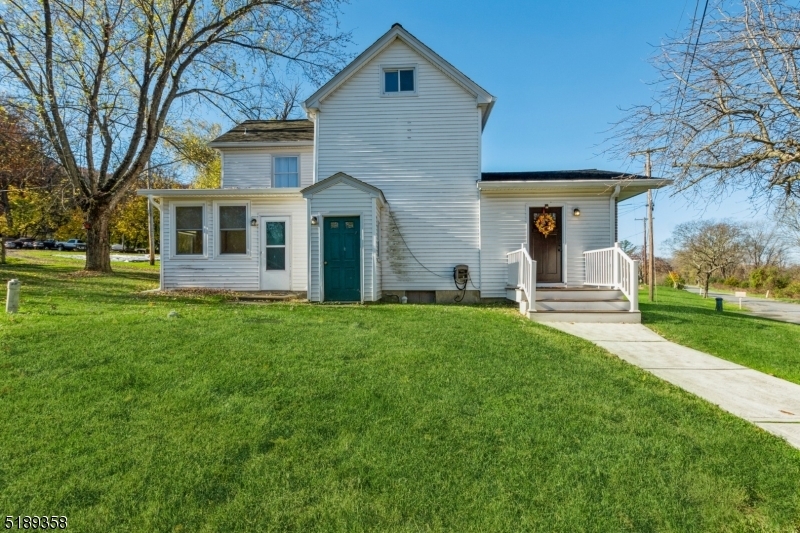 Property Photo: 40 Shackletown Rd NJ 08804