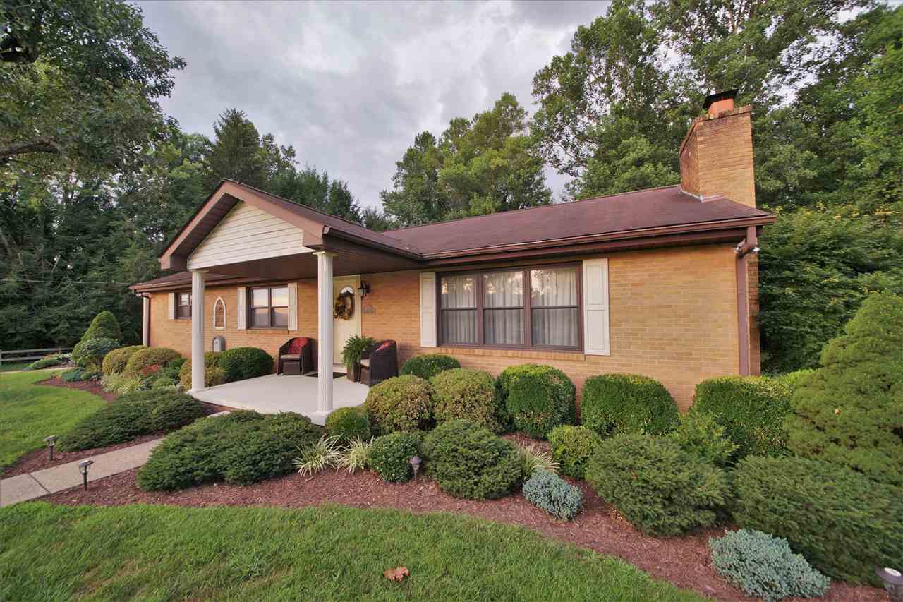 Property Photo:  1010 Ponderosa Drive  WV 25510 