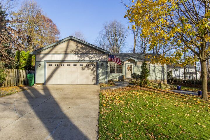 61271 Lenawee Road  Cassopolis MI 49031 photo