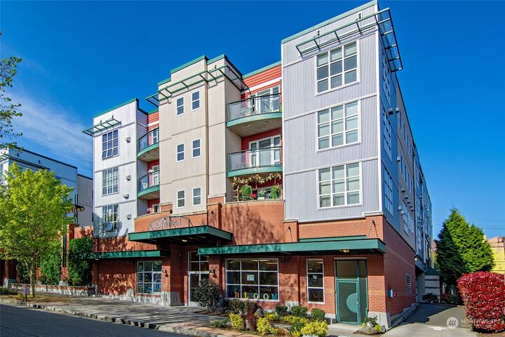 2331 42nd Avenue SW 314  Seattle WA 98116 photo