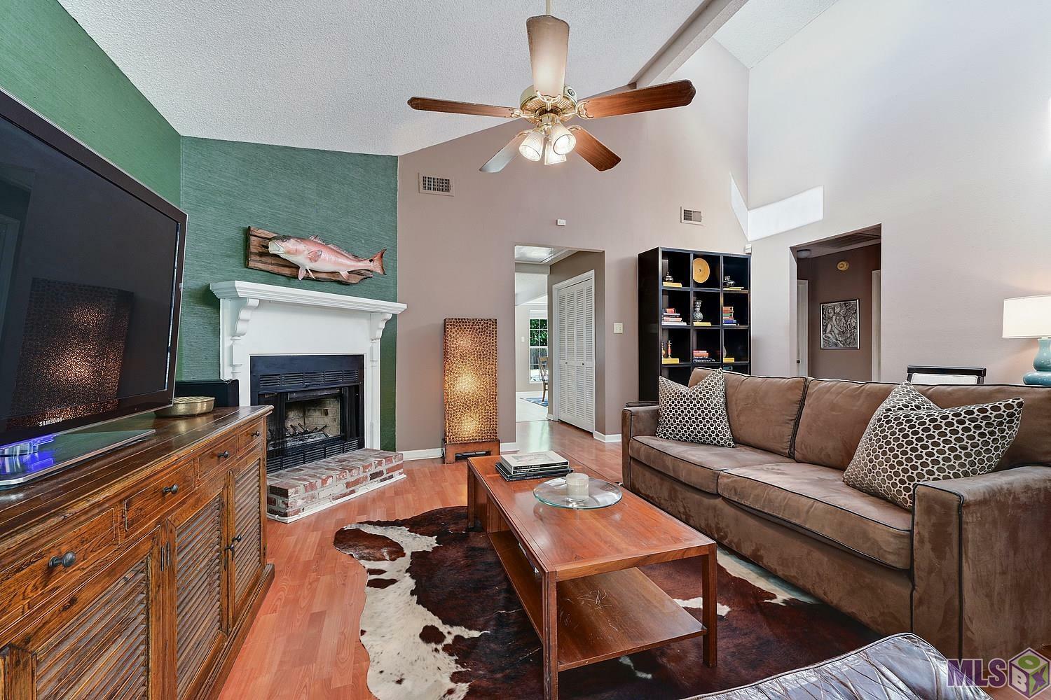 Property Photo: 530 Stoney Creek Ave LA 70808