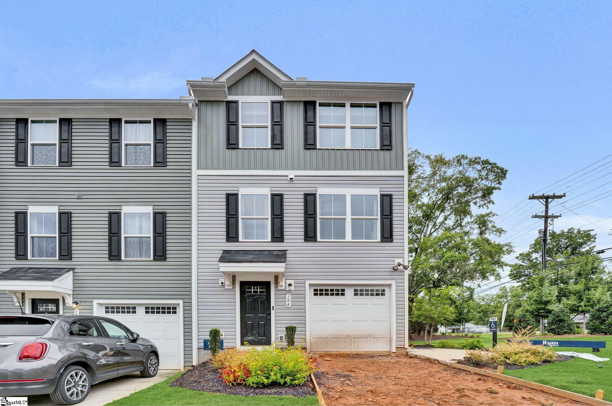Property Photo: 104 Brooklane Court SC 29642