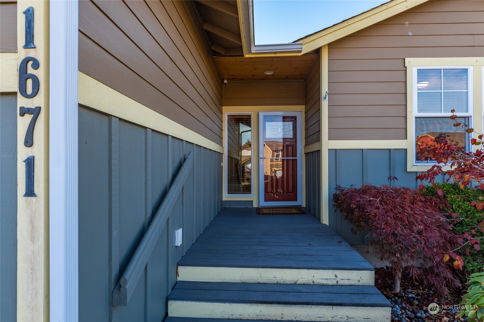 Property Photo:  1671 SW Carnegie Street  WA 98277 