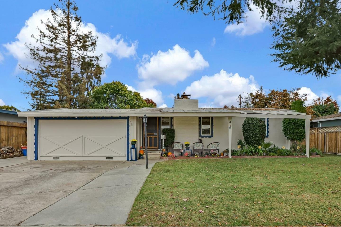 Property Photo:  2327 Kenwood Avenue  CA 95128 