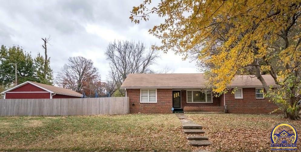 Property Photo:  2800 SE Ohio Ave  KS 66605 