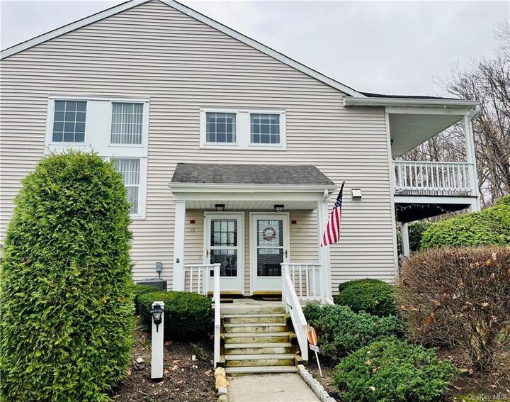 19 The Knolls  Warwick Village NY 10990 photo