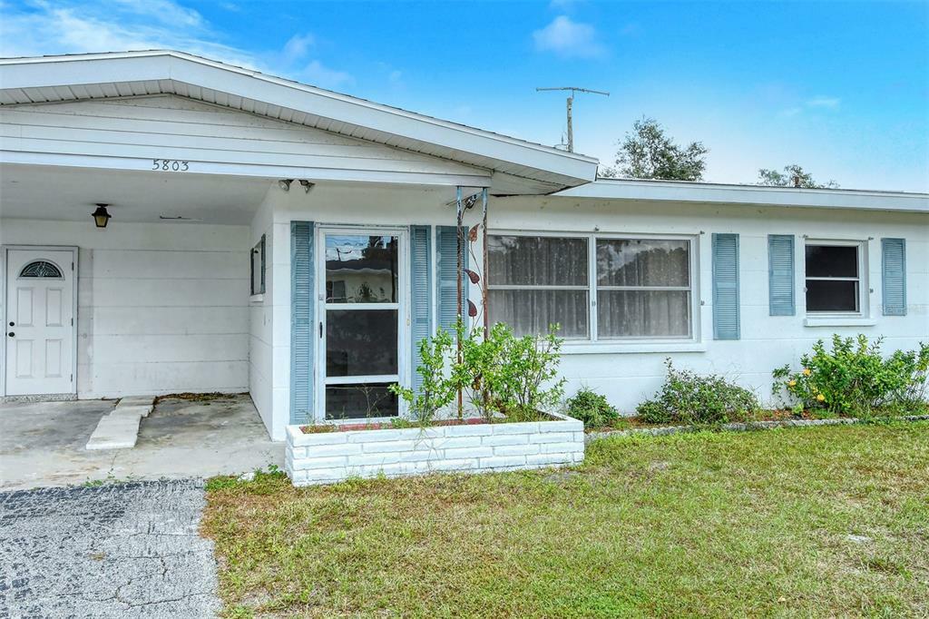 Property Photo:  5803 24th Street W  FL 34207 