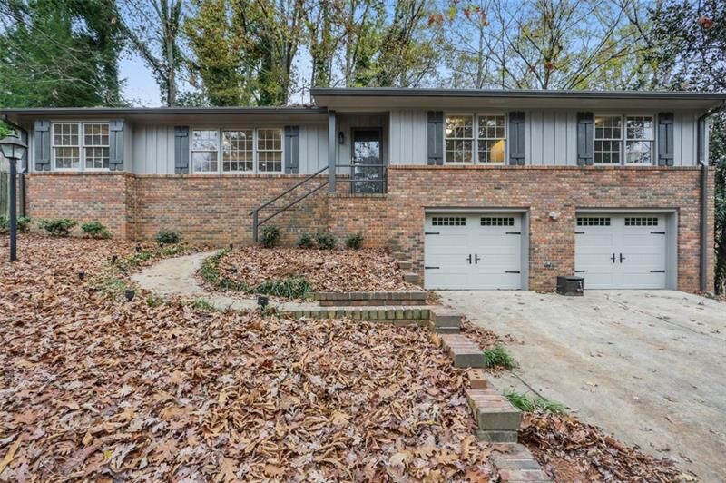 Property Photo: 2720 Cedarbrook Drive GA 30066