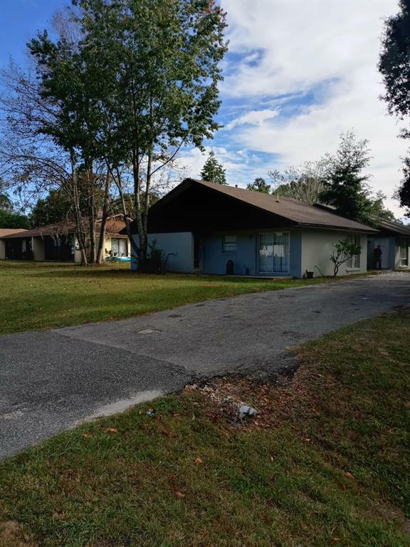 Property Photo:  2001 SE 40th Street Road  FL 34480 