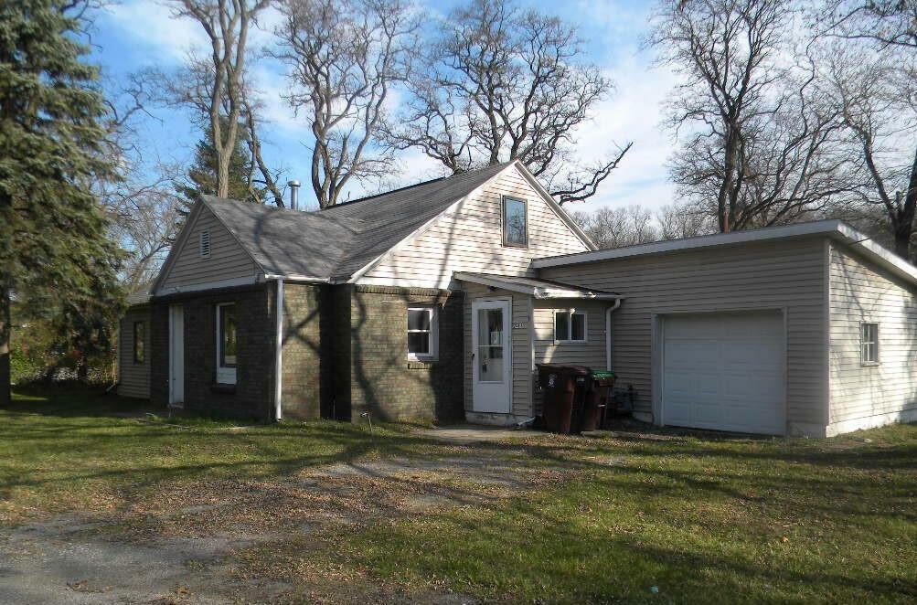 Property Photo:  2082 Whitehall Road  MI 49445 