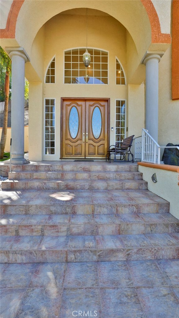 Property Photo: 2085 El Cajonita Drive CA 90631