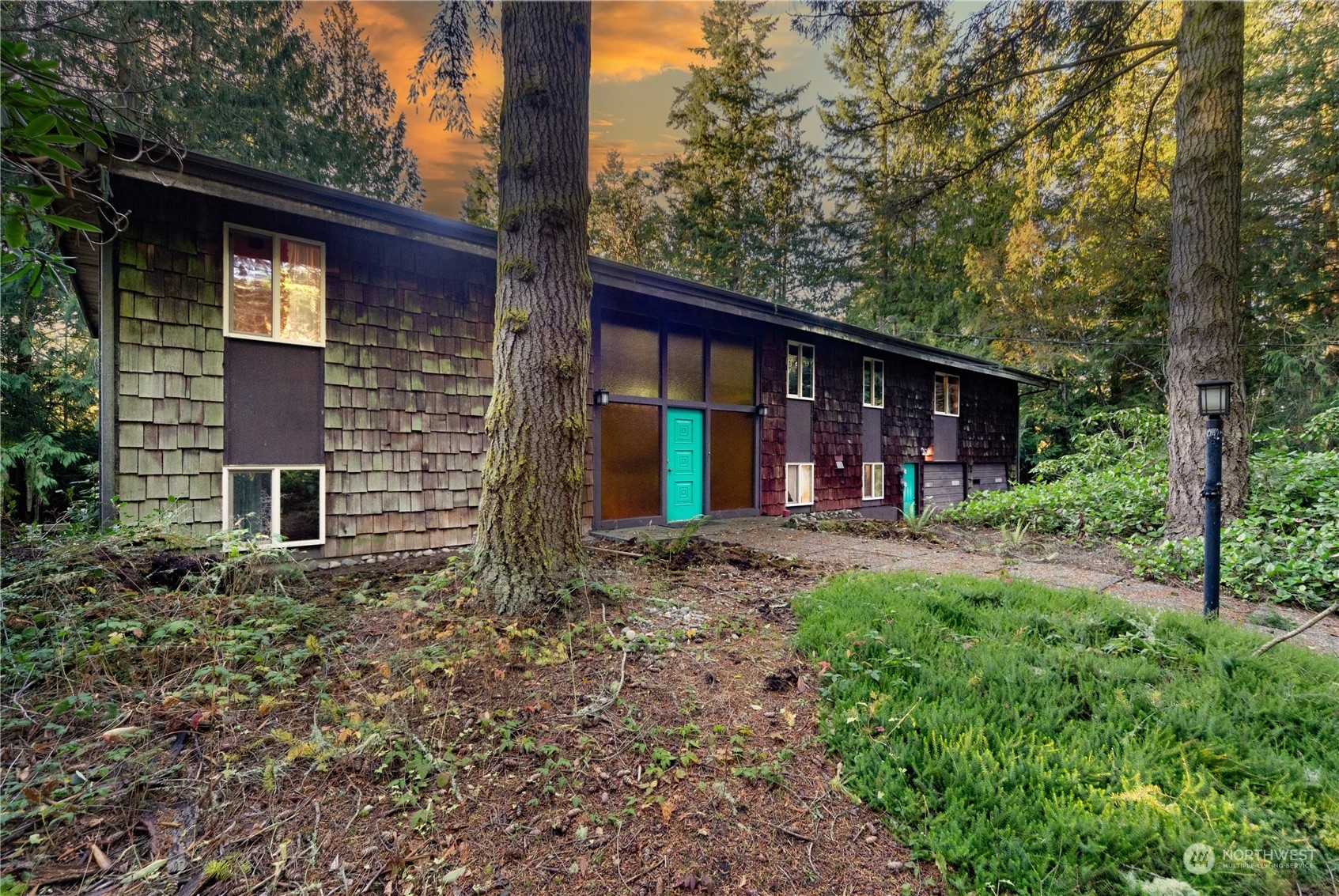 Property Photo:  2205 Ivy Street  WA 98368 