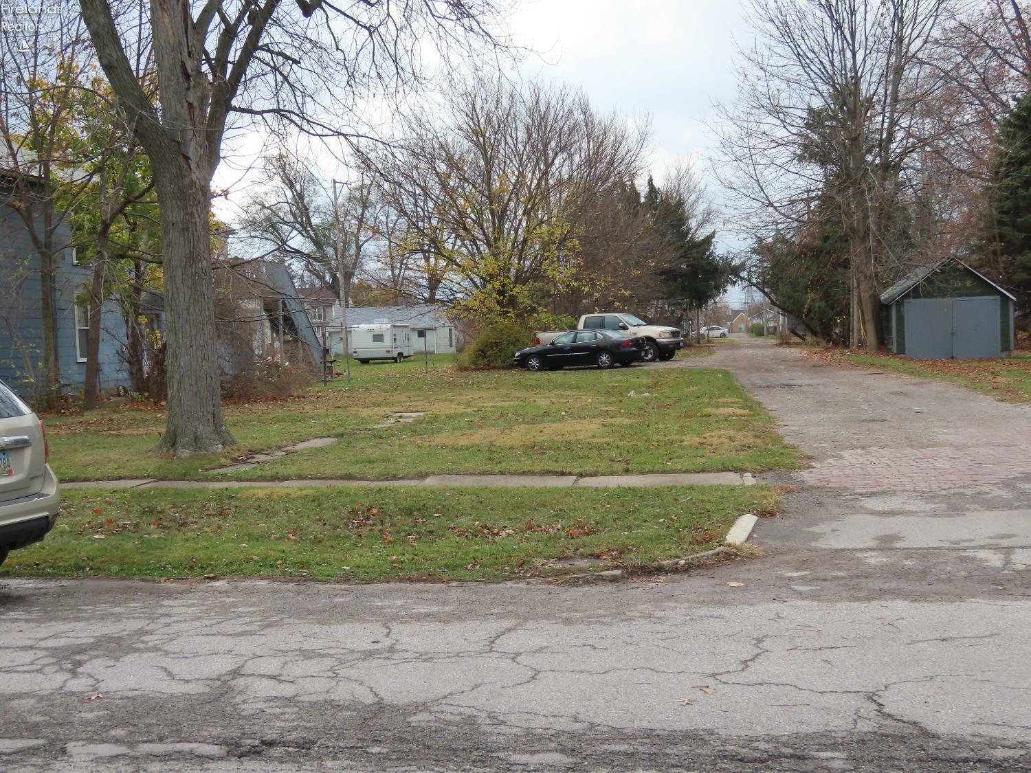 Property Photo: 215 W Fourth Street OH 43452