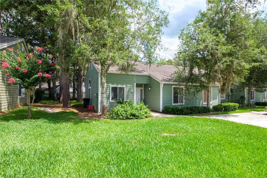 Property Photo:  838 NW 125th Drive  FL 32669 