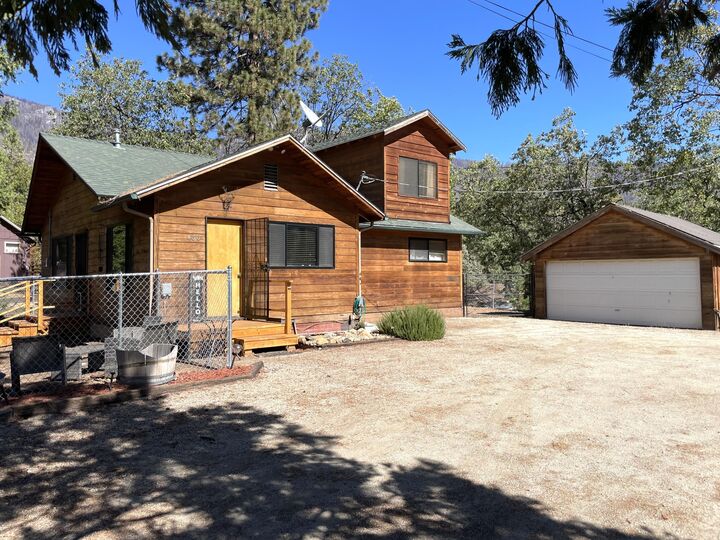456 Grandview Drive  Springville CA 93265 photo