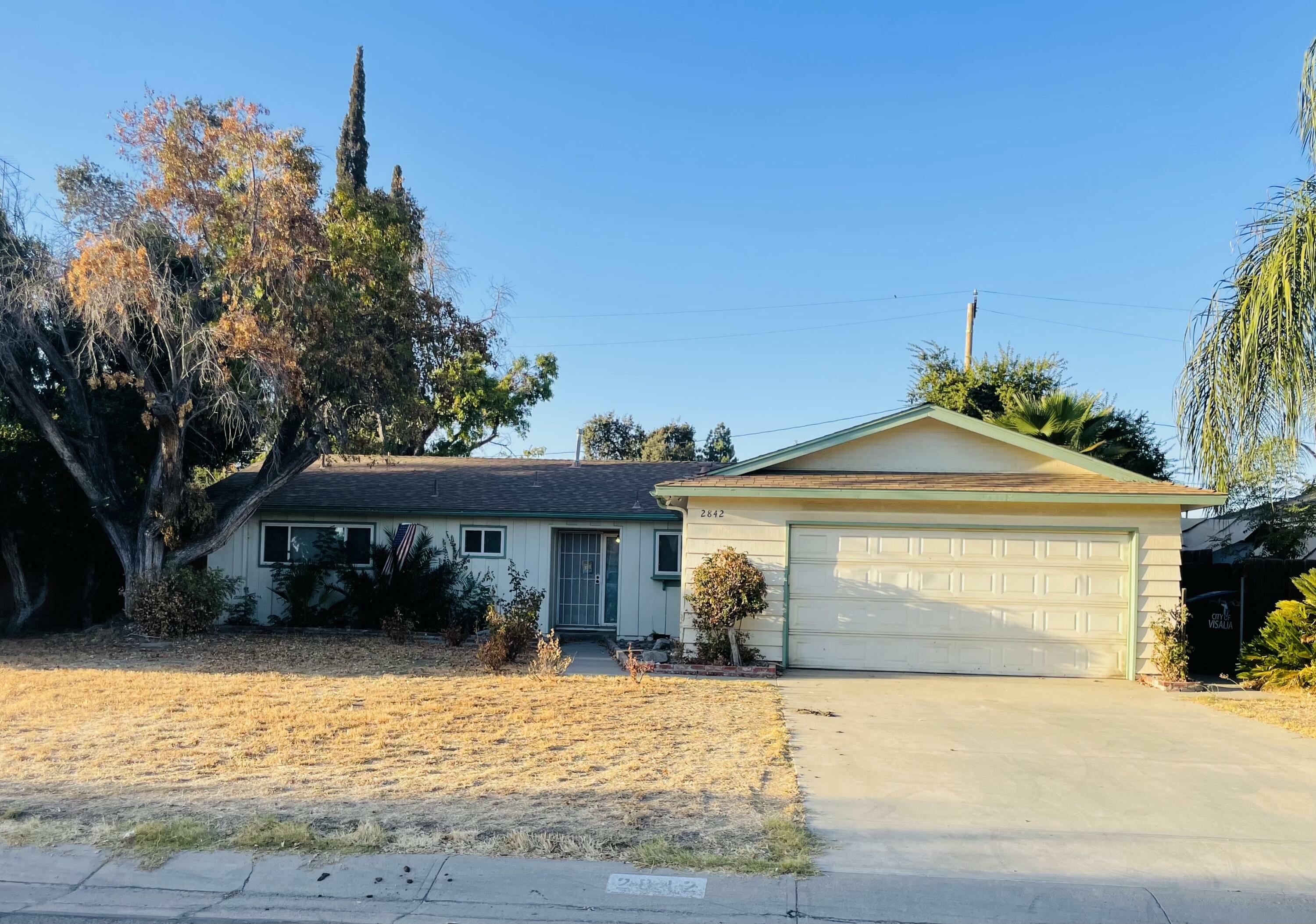 2842 W Cornell Avenue  Visalia CA 93277 photo