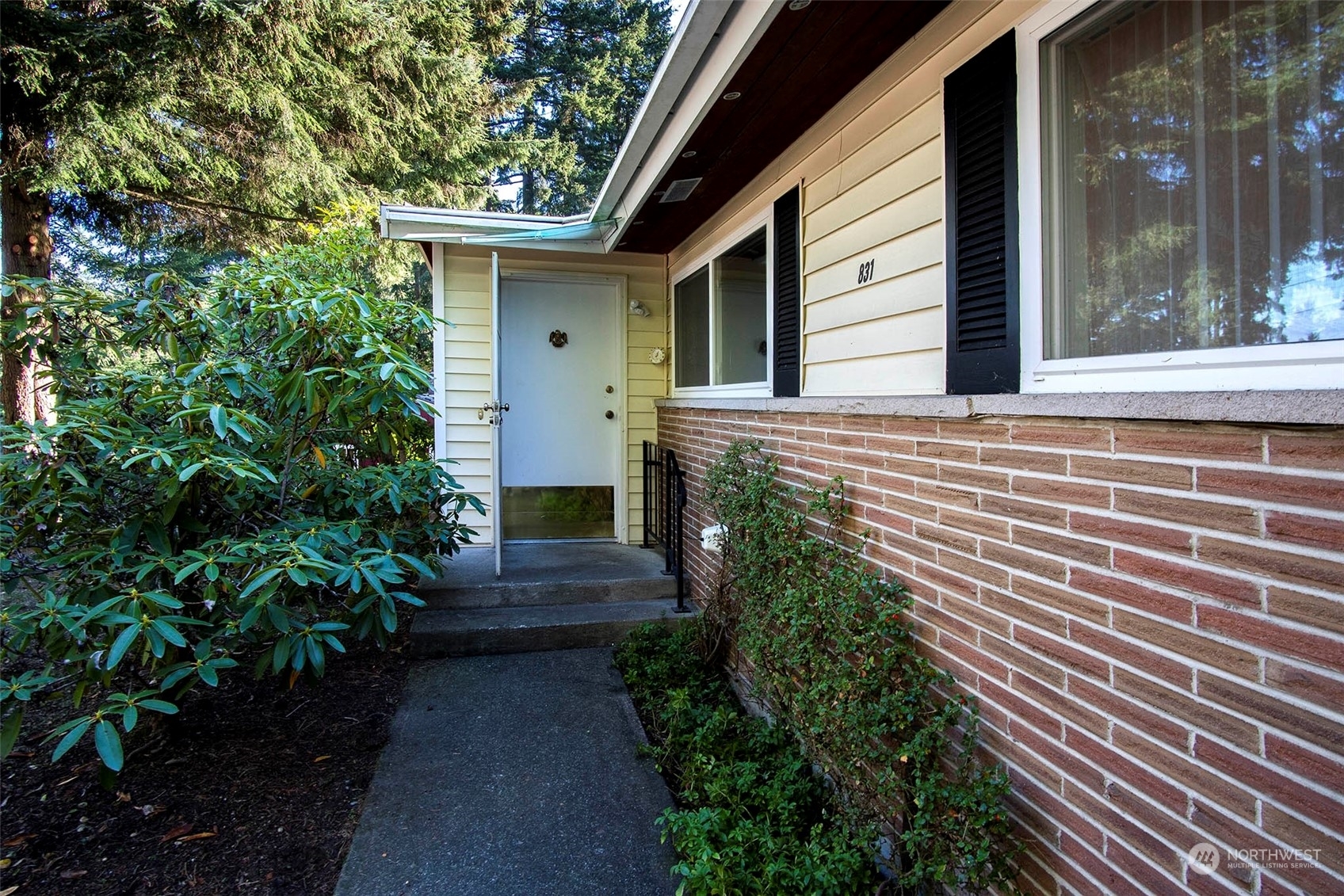 Property Photo: 831 NE 128th Street WA 98125