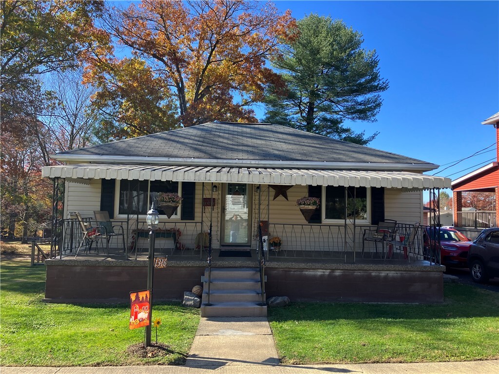 Property Photo: 1316 Chestnut St PA 15425