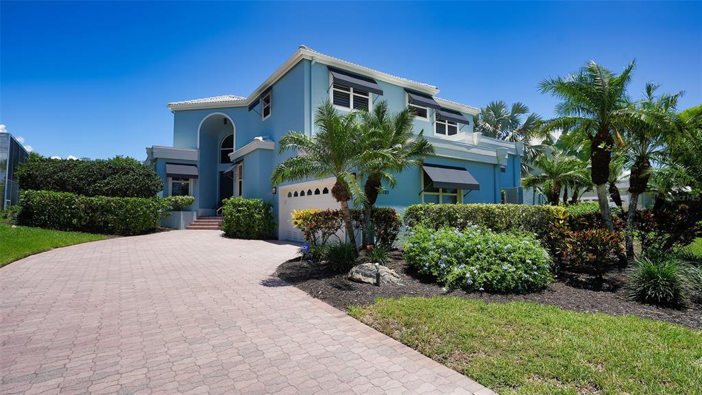 Property Photo: 3414 Fair Oaks Lane FL 34228