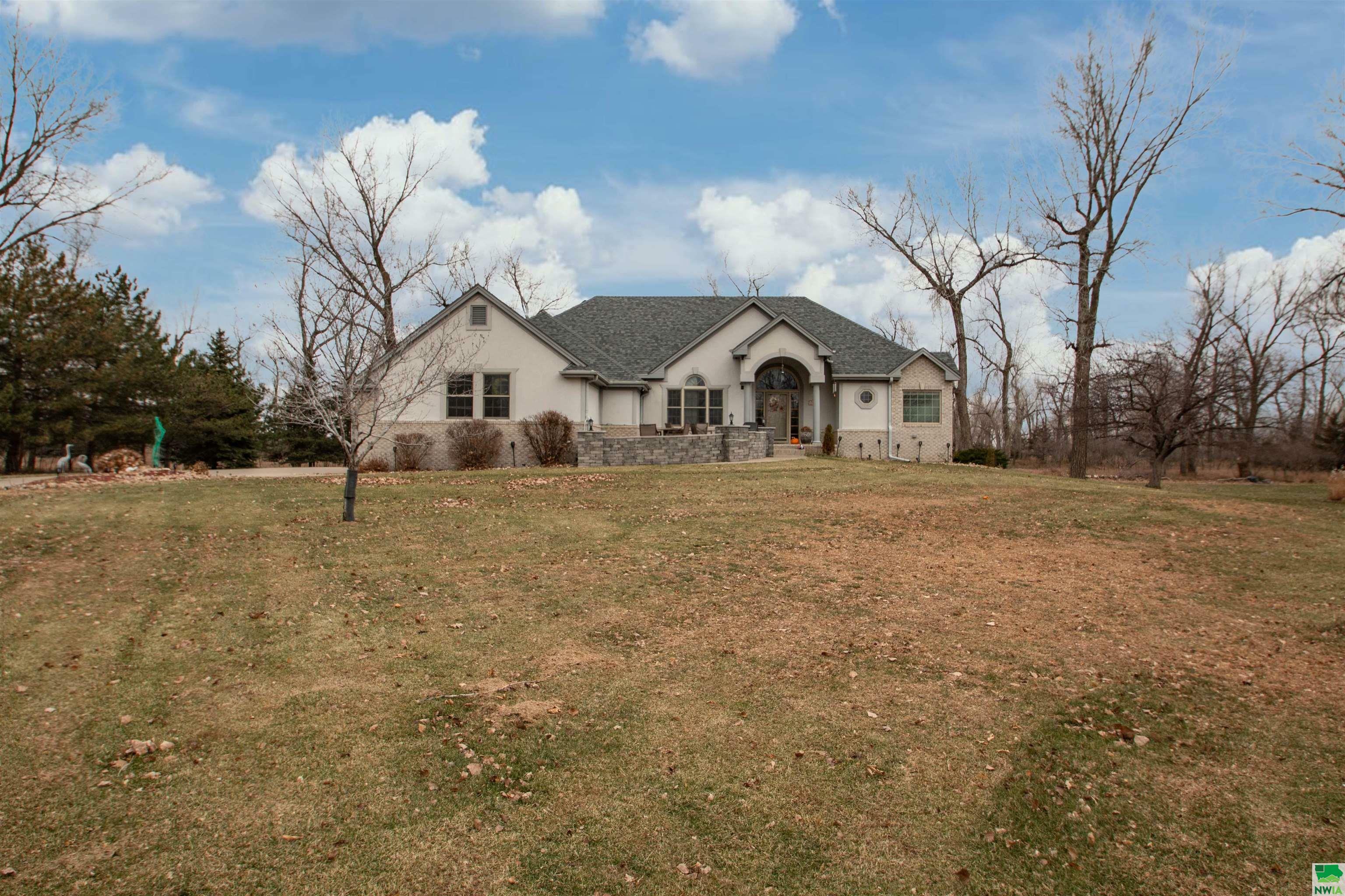 Property Photo:  404 Hiddenwood Hollow  SD 57038 