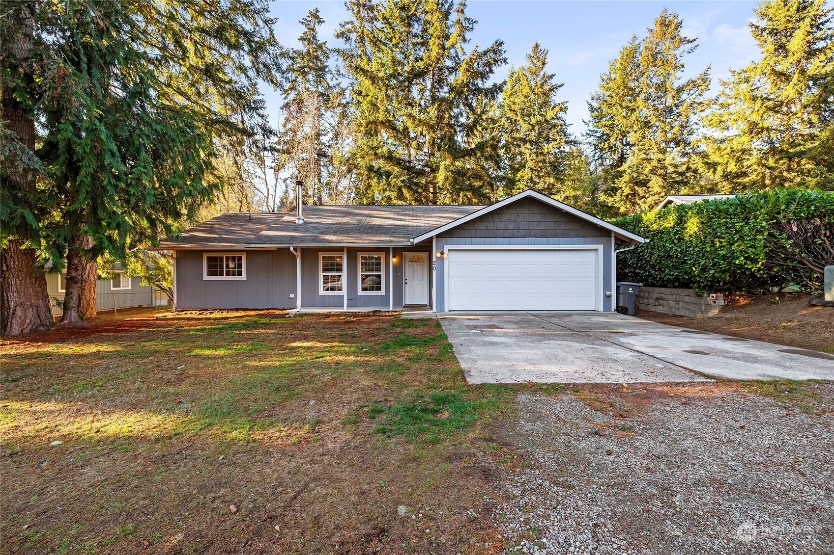 Property Photo:  20 NE Allen Court  WA 98528 