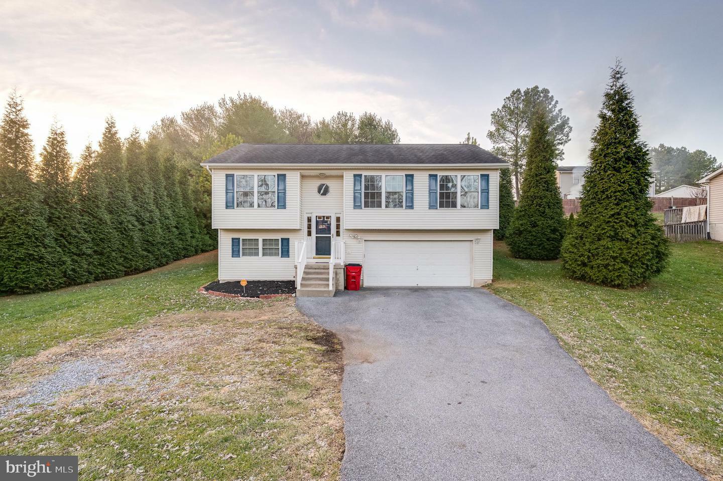 Property Photo: 337 Gregory Drive WV 25404