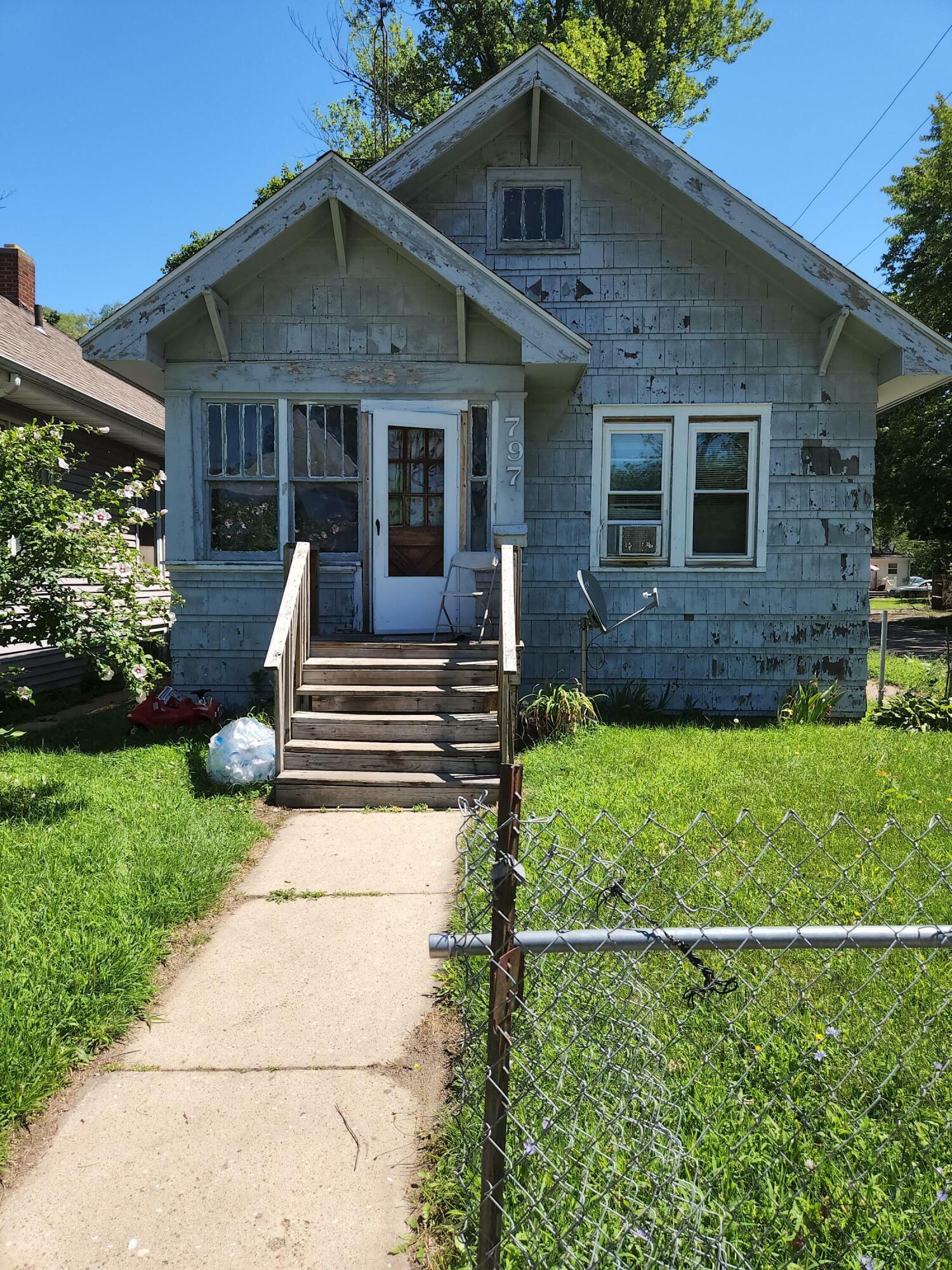 Property Photo:  797 Ogden Avenue  MI 49022 