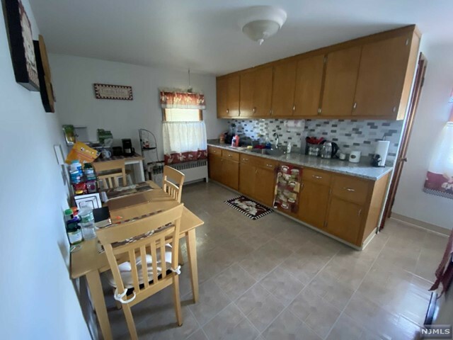Property Photo: 31 Garretson Avenue NJ 07512