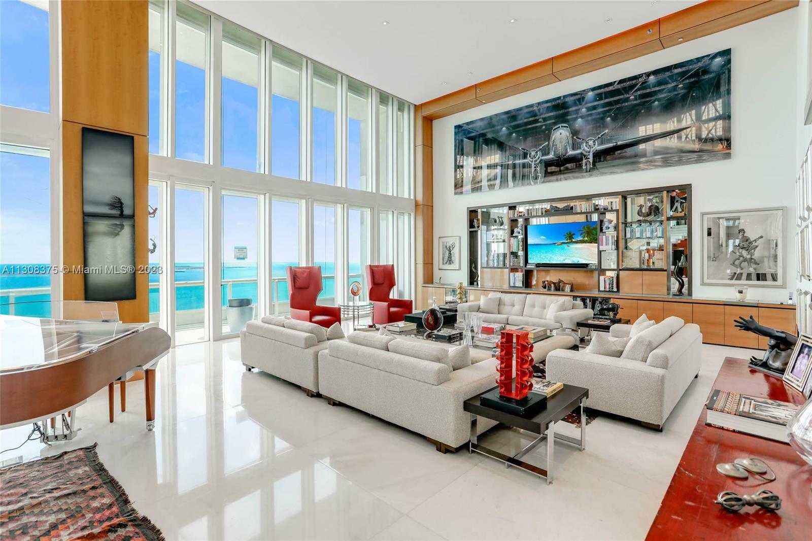 Property Photo: 1643 Brickell Ave Ph4901 FL 33129