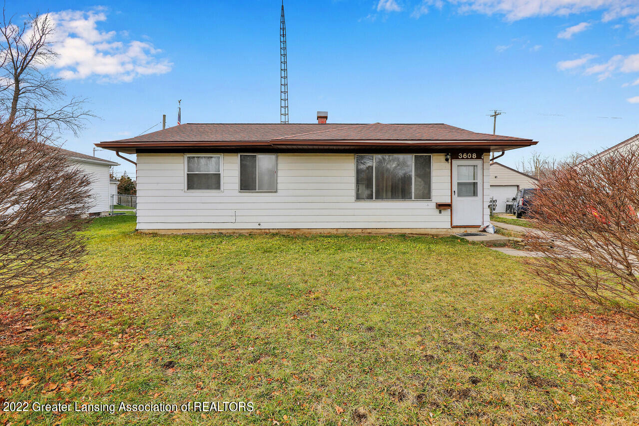 Property Photo: 3608 Brighton Drive MI 48911