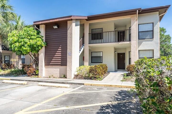 4450 47th Avenue W 202  Bradenton FL 34210 photo