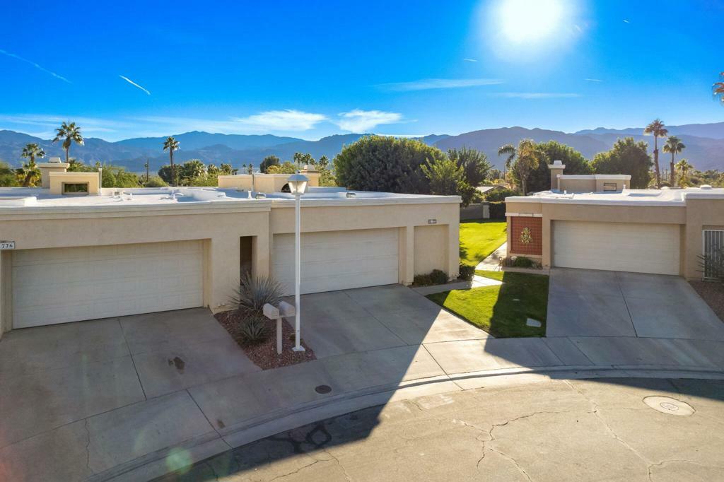 Property Photo: 41777 Armanac Court CA 92260