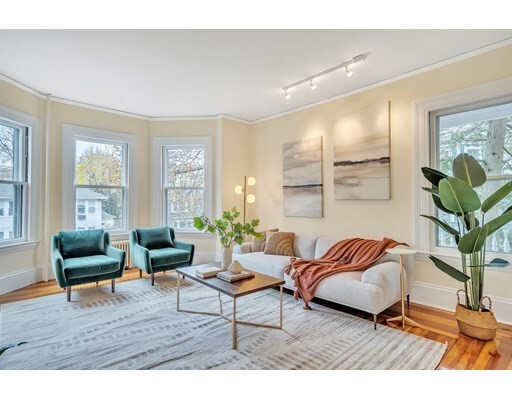 Property Photo: 33 Lexington Ave 4 MA 02138